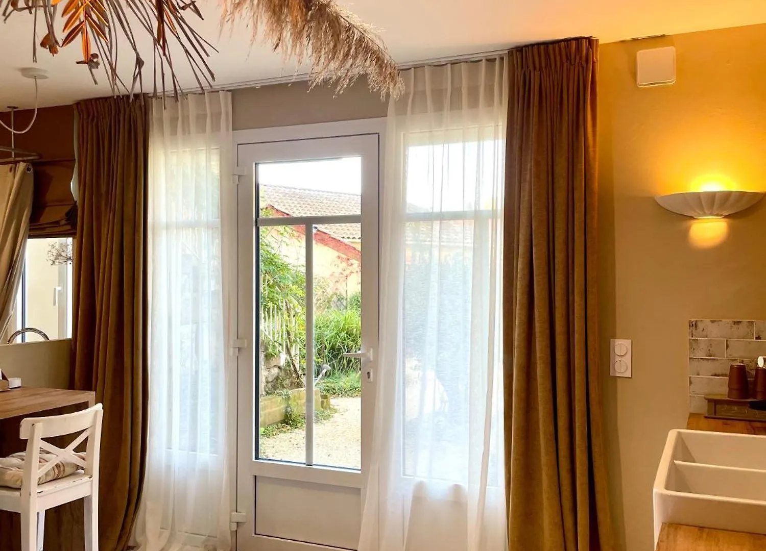 La Suite Dromoise 1809 Saint-Paul-les-Romans Guest house